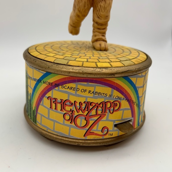 Vintage Enesco The Wizard of Oz Cowardly Lion Music Box NOT Working - Picture 5 of 10